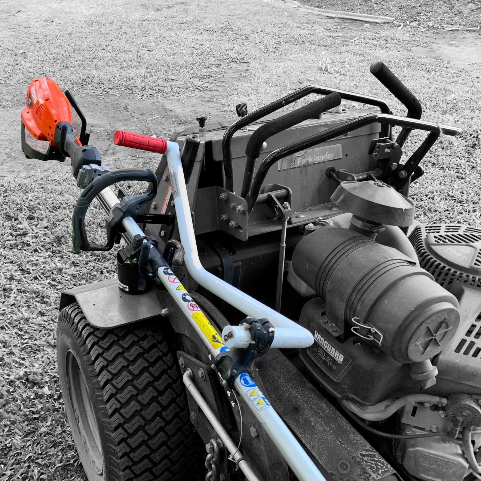 Take the whippy with you on your Zero-Turn - with the ZTR line trimmer rack | Catch Pro Australia